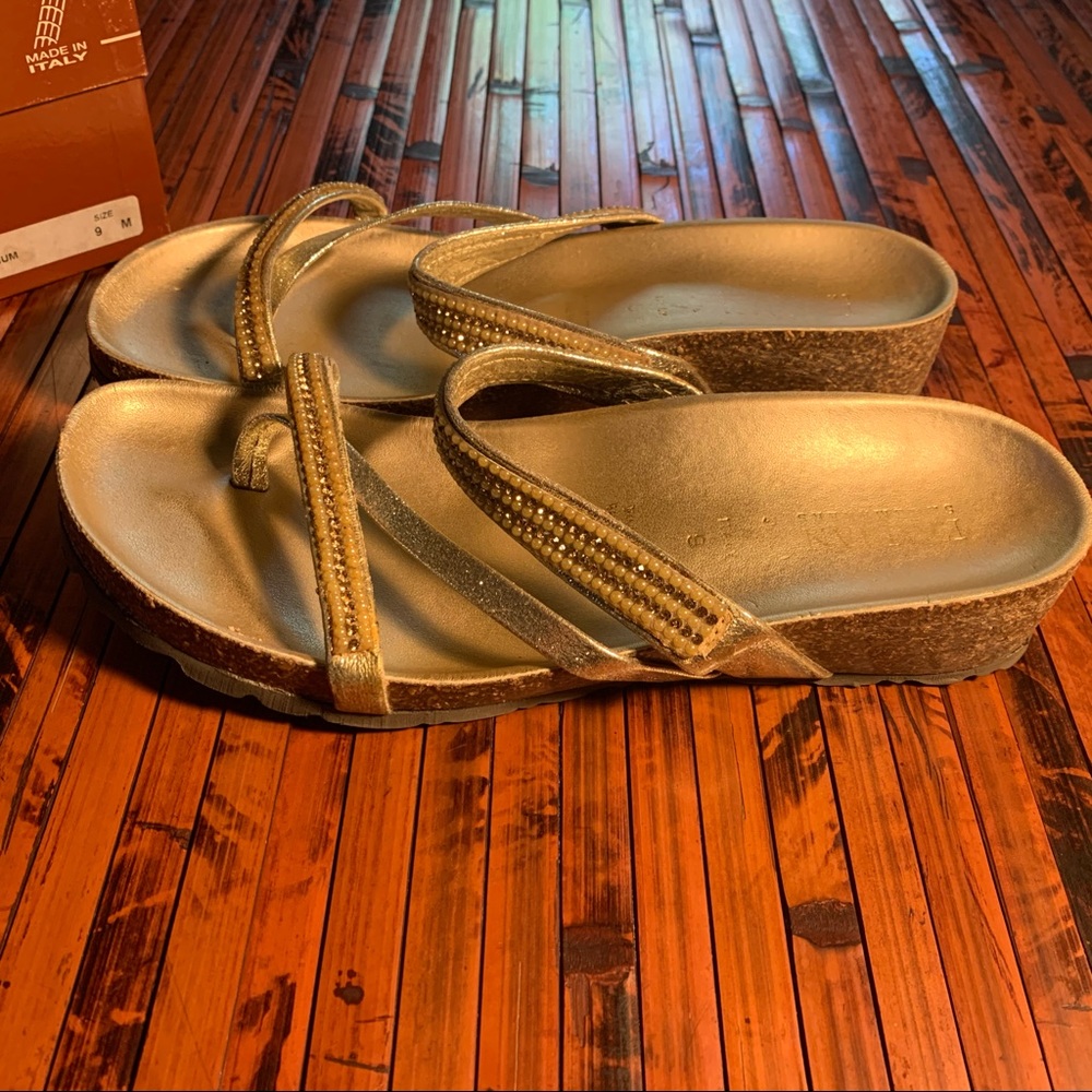 Italian Shoemakers Kendall Sandals size 9M